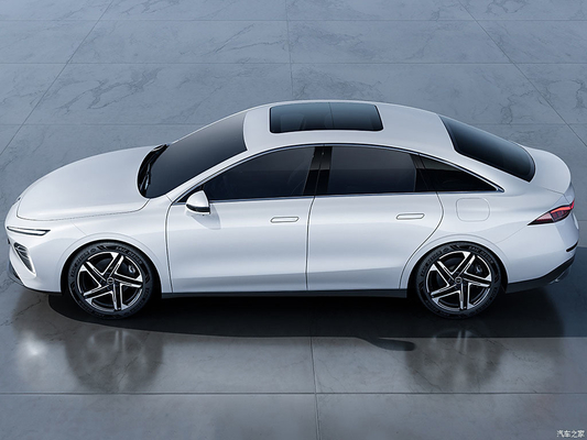Roewe D7 DMH 125 Energy Midsize PHEV Electric Sedan Beyond Edition per e al dettaglio