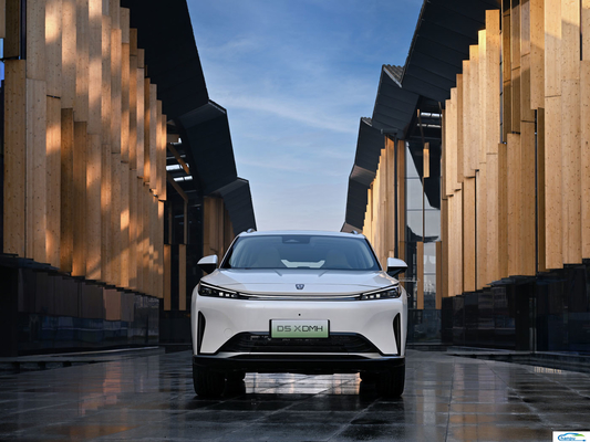Vivi il futuro dei trasporti con la vettura a guida elettrica del SUV ROEWE 2024D7X DMH