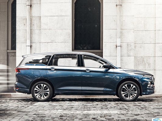 Aggiornate la vostra flotta con la Wuling Kaijie Hybrid Plug-In Hybrid, la migliore auto elettrica per passeggeri.