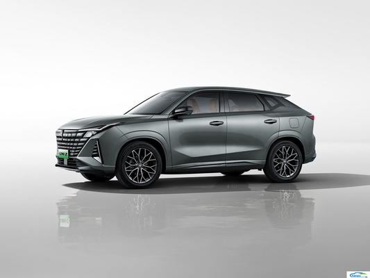 Changan UNI-Z 2024 Blue Whale iDD 125KM PHEV SUV ride-on EV Car per auto a risparmio energetico