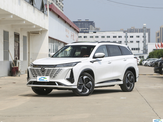 Aggiorna la tua flotta di autovetture con Changan CS75 PLUS Zhidian iDD PHEV