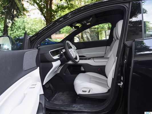 S Hot Electric Vehicle Xiaopeng G6 L'auto elettrica all'avanguardia per il mercato dell'energia