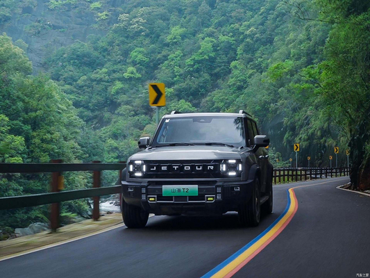 L' SUV PHEV all' autostrada 2024 di Chery Jetour Traveler T2 con tecnologia di energia ibrida
