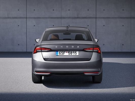 2024 Skoda Octavia Pro TSI280 1.5L Benzina berlina con ESC e controllo di velocità normale