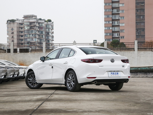 2023 Mazda 3 Axela 1.5L Edizione Manuale SUV a benzina Sedan con fari a LED da cinese
