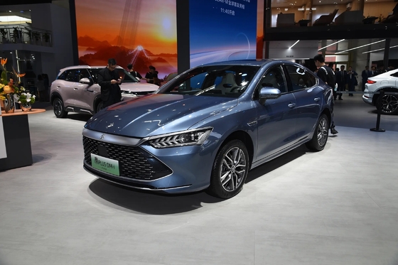 Spaziosa berlina compatta da 5 posti BYD Qin Plus Dm-2024 Dm-I Honor Versione 120Km PHEV Car