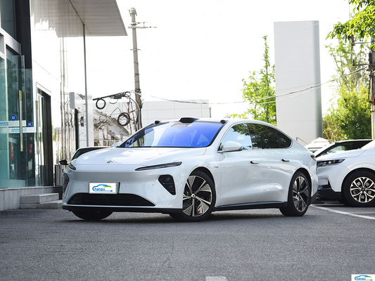 Customized Professional Et7-2024 75Kwh Executive Version Electric Ride-On Car per Nio