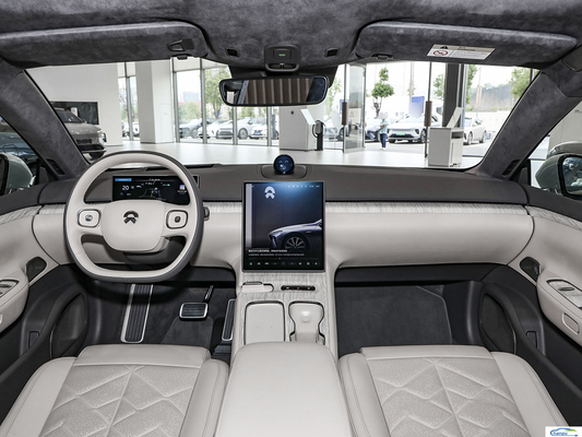 Customized Professional Et7-2024 75Kwh Executive Version Electric Ride-On Car per Nio