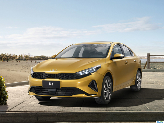 KIA K3 1.5L 1.4T berlina a benzina con vetro posteriore elettrico e funzione di sollevamento di una chiave