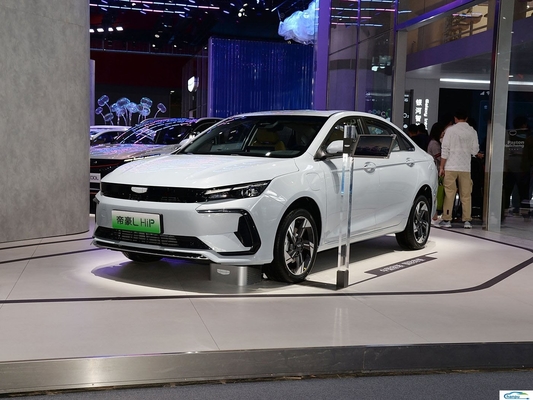 Compatta berlina ibrida Dihao L Car per Geely e cinture passeggeri di lunga durata tubi