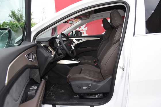 SUV City Ride-On Car Q5 E-Tron-50 E-Tron Quattro Shining Brocade Suit Veicolo elettrico