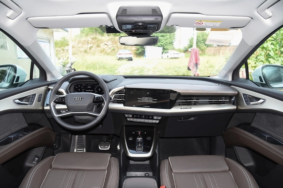 SUV City Ride-On Car Q5 E-Tron-50 E-Tron Quattro Shining Brocade Suit Veicolo elettrico