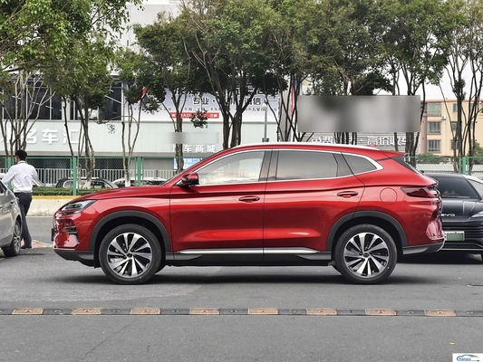 SUV elettrico a 5 porte BYD EV 2024 Honor Edition con autonomia di 605 km e powertrain avanzato