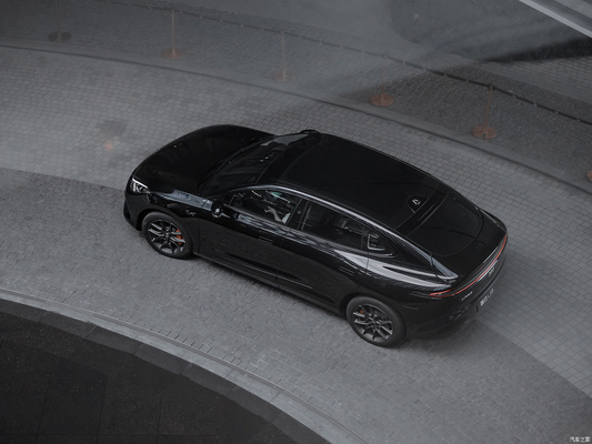 Saic IM LS6 4WD EV SUV La scelta B2B indispensabile per le esigenze a lungo raggio nel 2023-2024