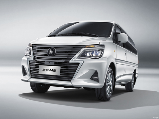 2023 Dongfeng Forthing Lingzhi 5 posti MPV medio Automobile a benzina colore interno scuro