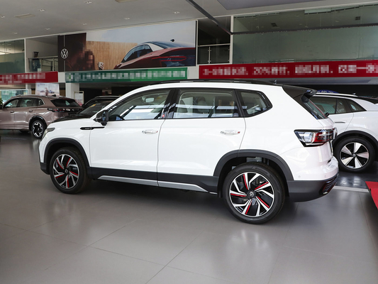 Euro VI Tharu 2024 1.5L/2.0T 300TSI/330TSI SUV a combustibile Prodotto in