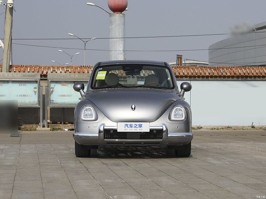Scopri il futuro della guida Ballet Cat Mini EV 5 porte 5 posti a sedere hatchback per donne