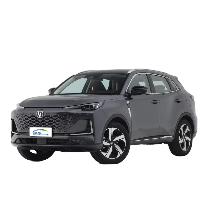 Changan CS55PLUS 2024 1.5T DCT Automobile per passeggeri a benzina LED Vendita al dettaglio 4515x1865x1680