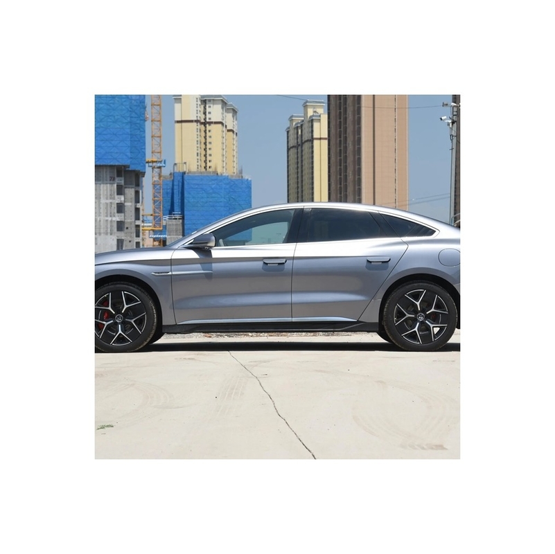 Due motori BYD PHEV DM-2024 DM-I Honor Edition 121Km Massa massima a pieno carico 2385Kg