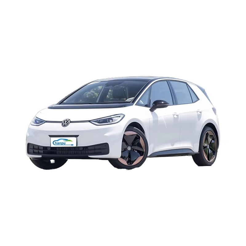 Scopri il futuro della guida con il SUV compatto elettrico Volkswagen ID.4 Crozz 2024